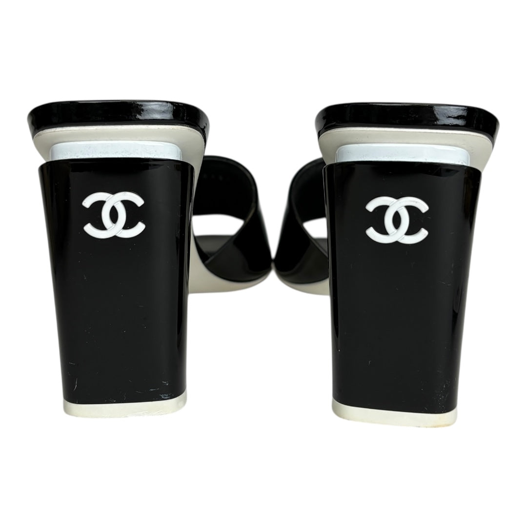 22C patent mule Size 41