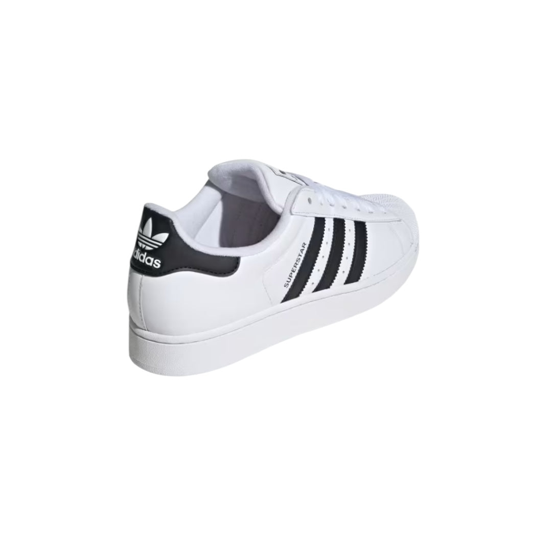 Superstar Sneakers Size 8M/10W