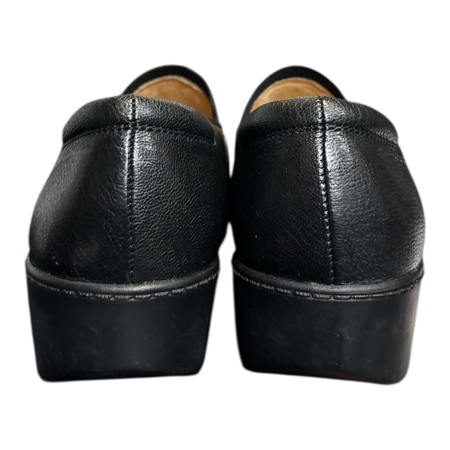 Landrie Slip On size 10 New in Box