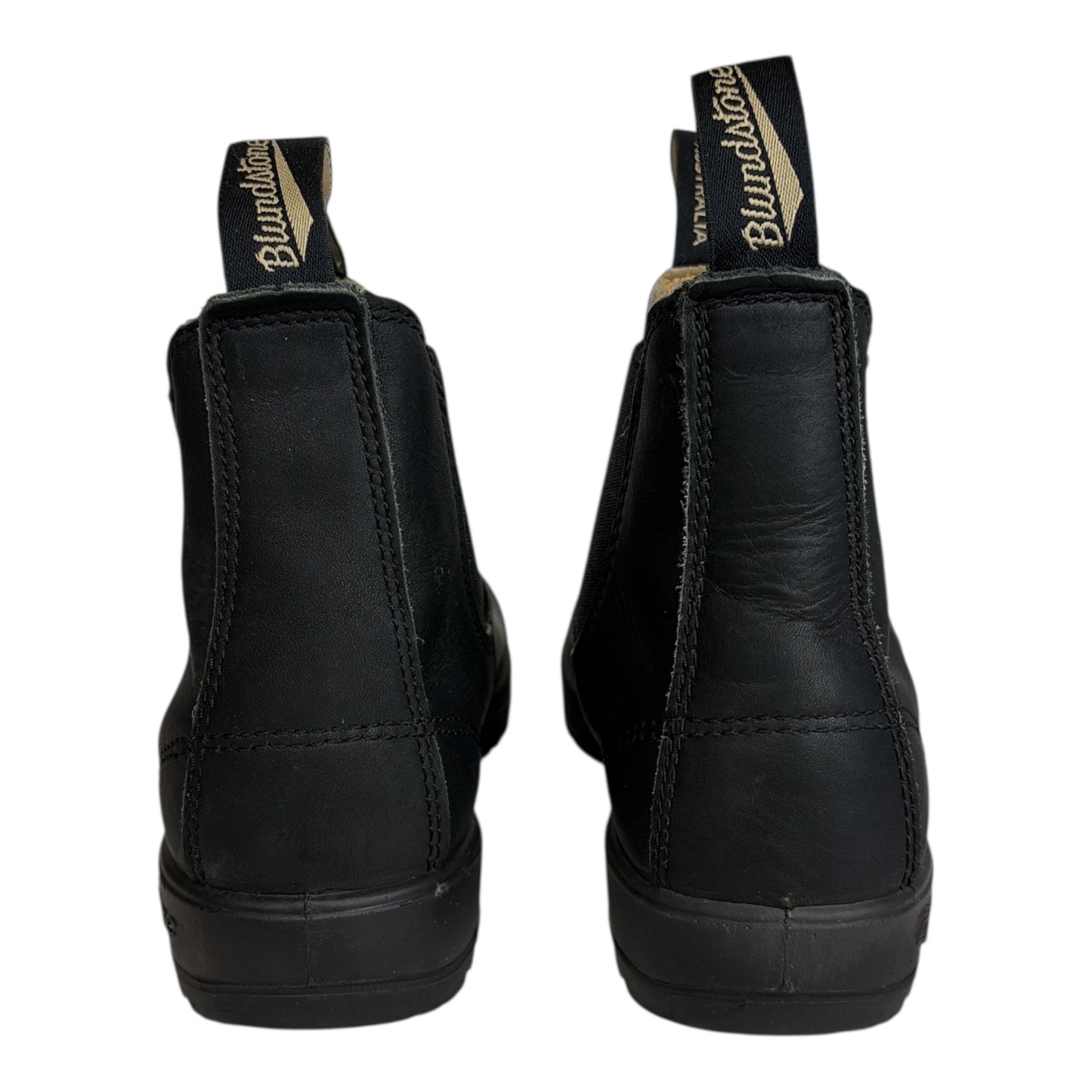 Classic Chelsea Boot size 4.5