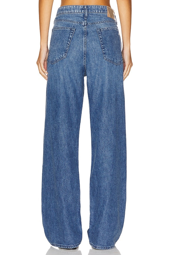 Featherweight Logan Wide Jeans size 26