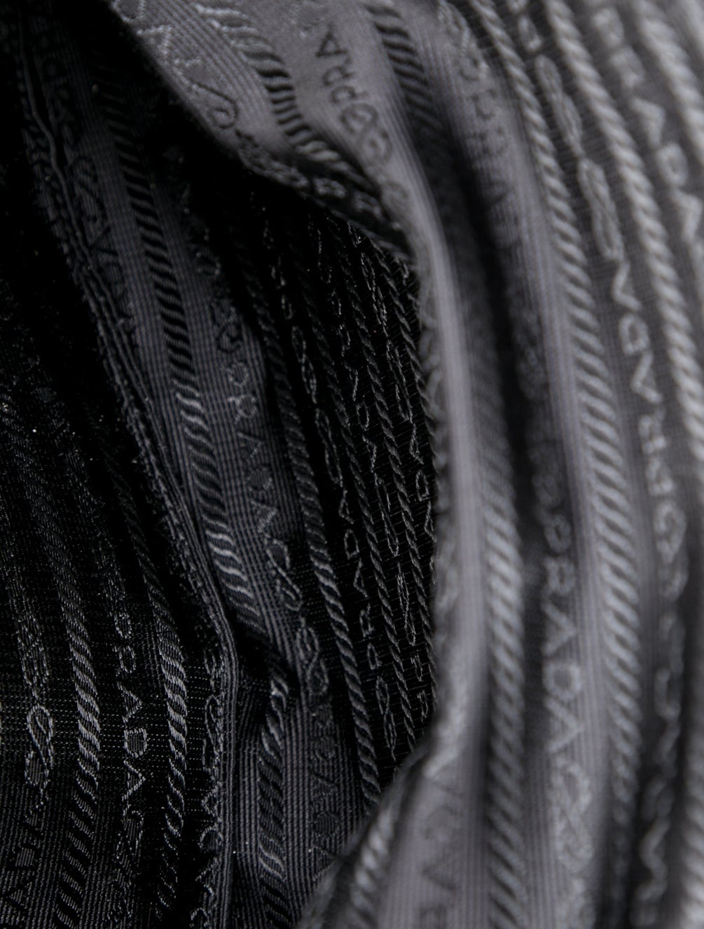 Nylon Chain Strap Shoulder Bag
