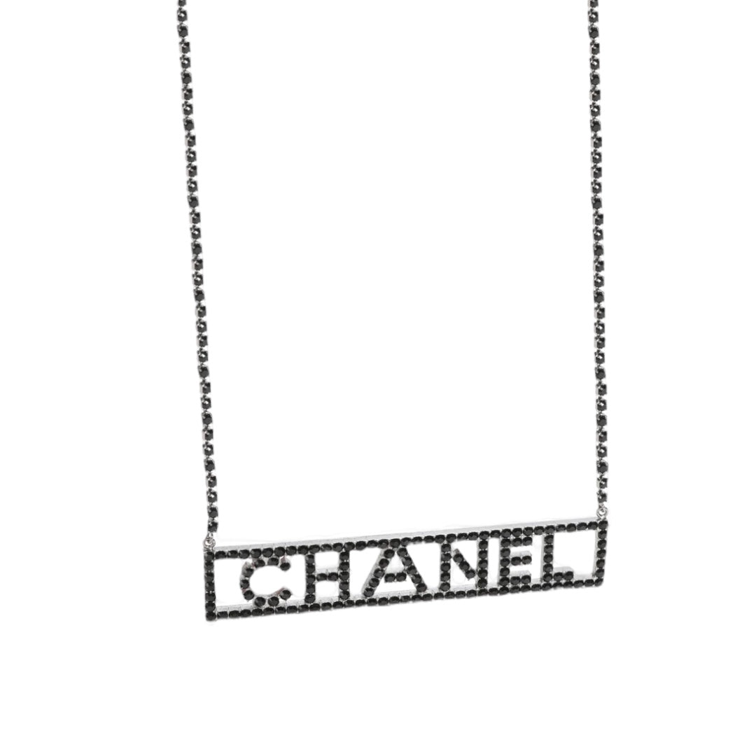 Strauss Bar Necklace