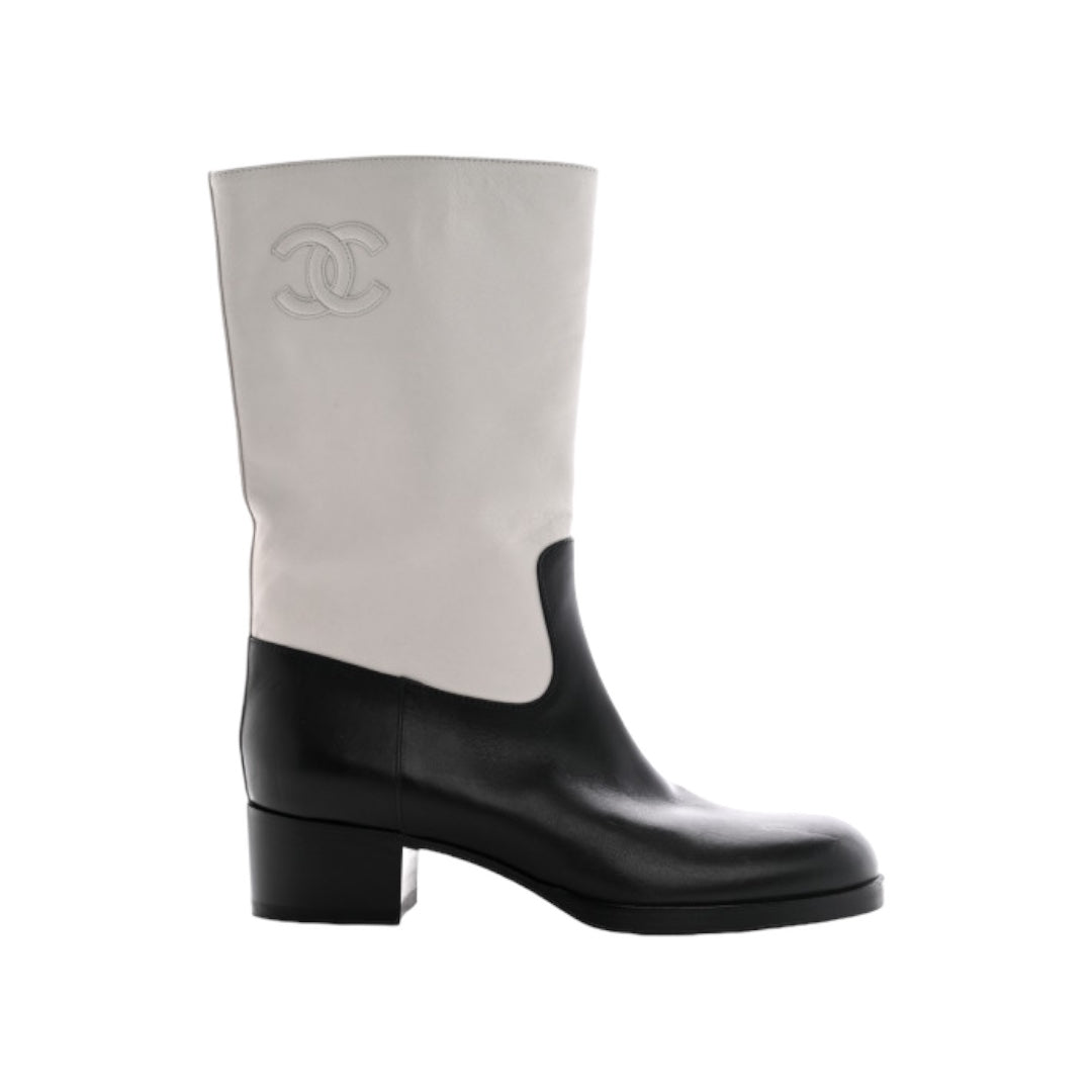CC Logo Mid Calf Boots Size 40 NEW IN BOX