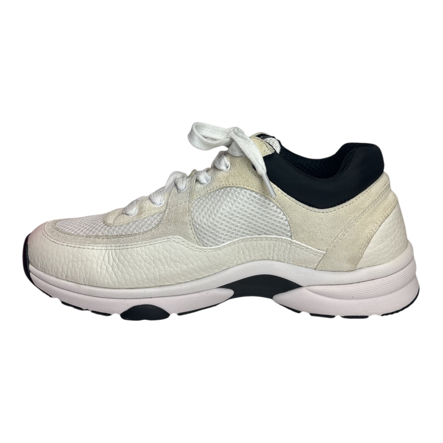 CC Runners size 38.5