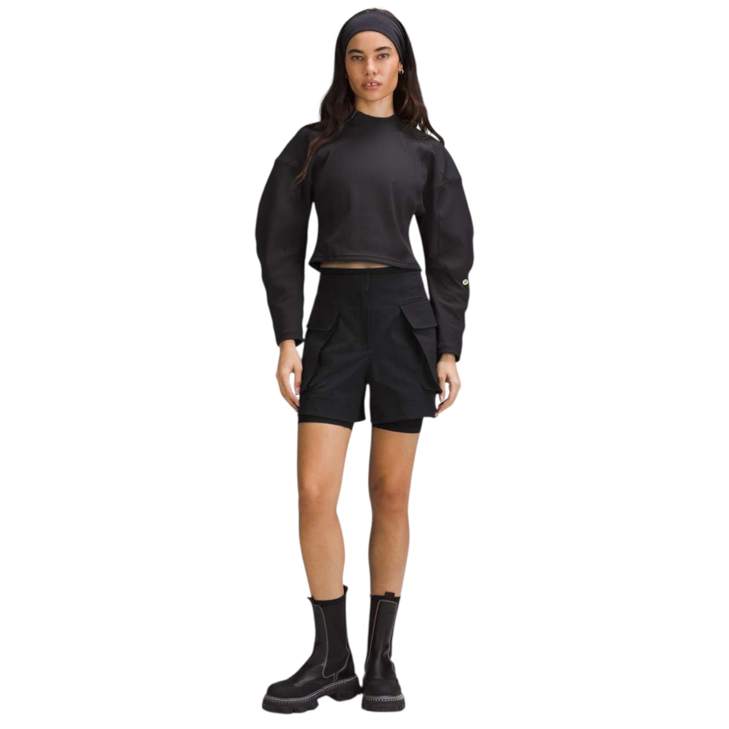 Relaxed-Fit Super-High-Rise Cargo Short size 6