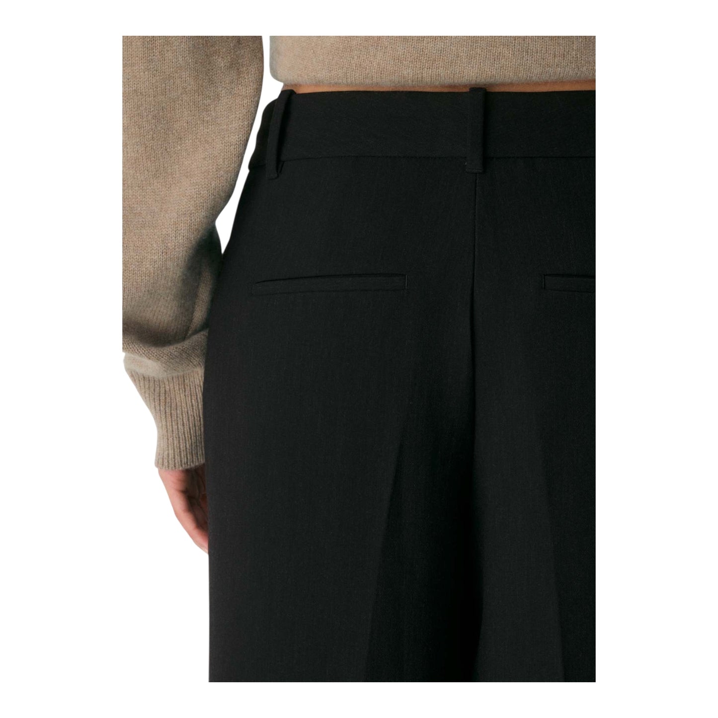 The Effortless Pant size 6