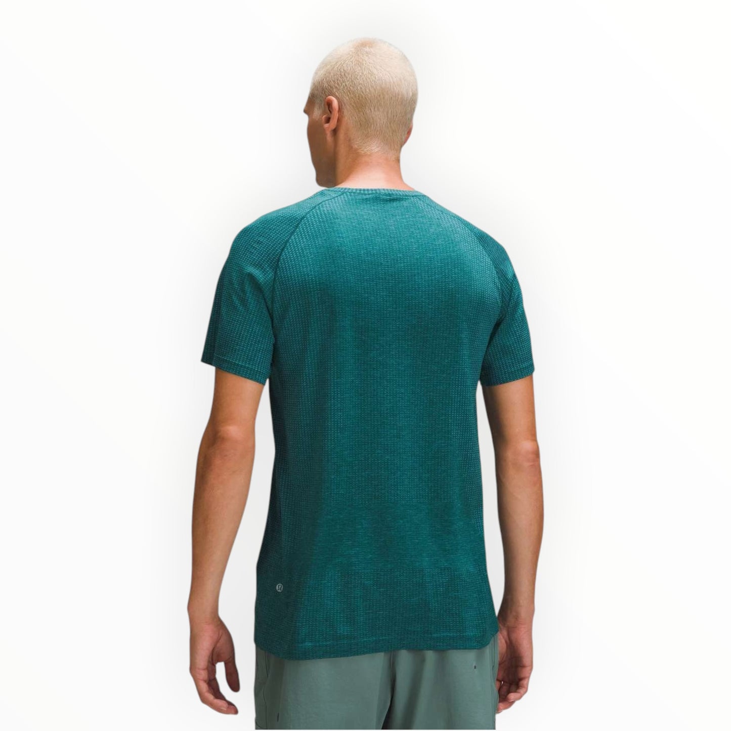 Metal Vent Tech Short-Sleeve Shirt size L