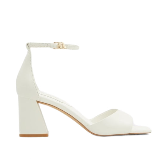 Safdie Ankle strap heeled sandal size 7.5