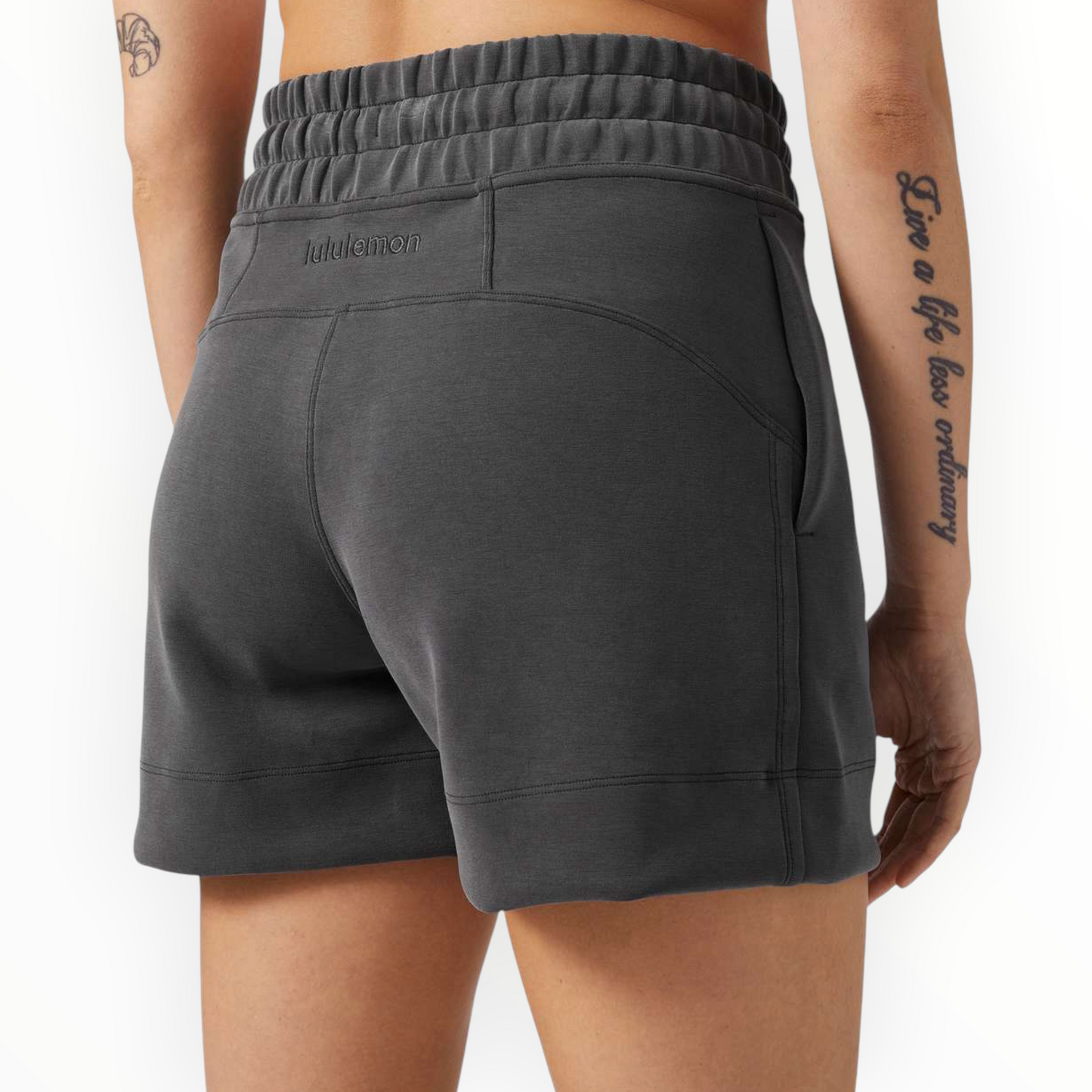 Soft Ambitions High Rise Shorts size 6