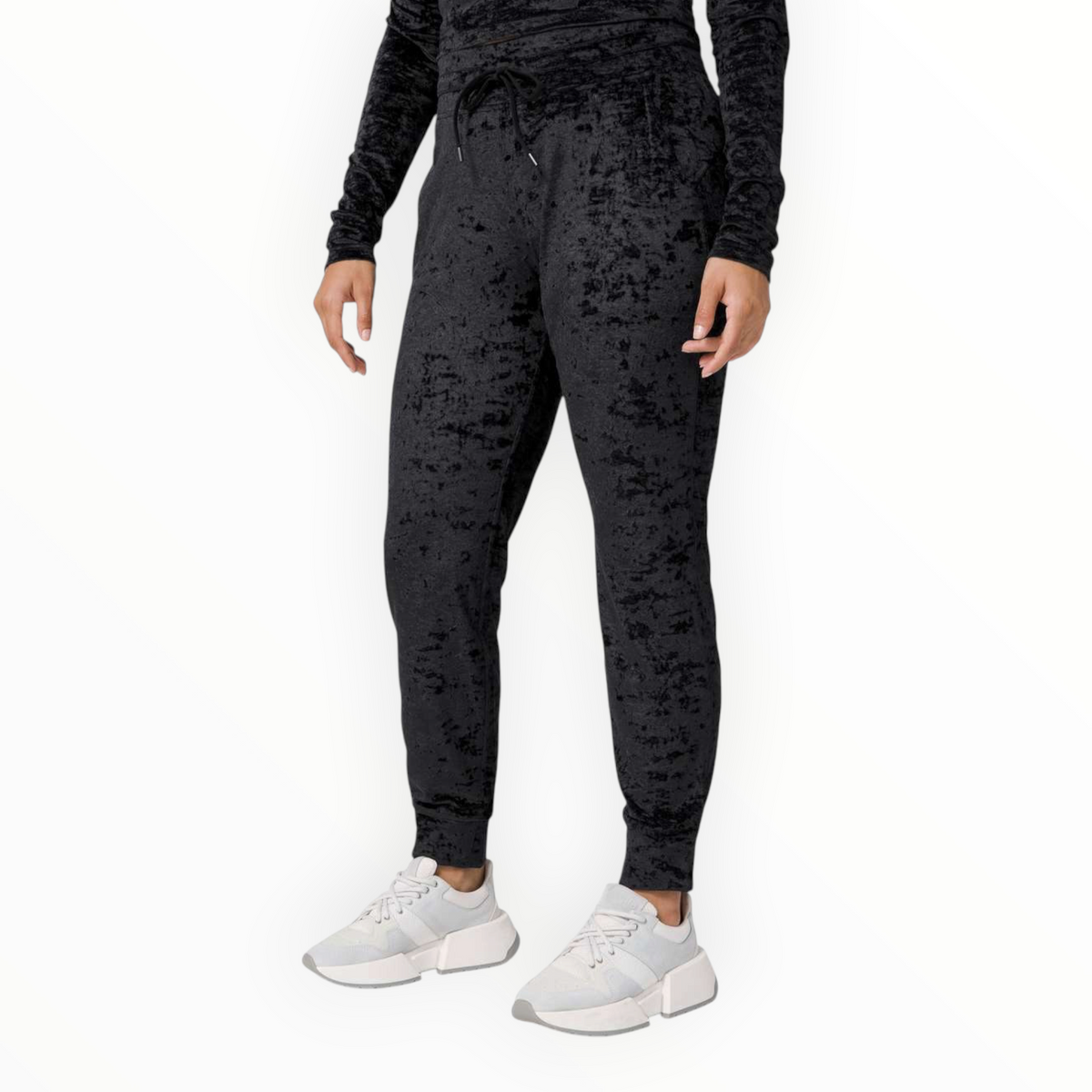 Ready to Crush Velour Jogger size 4
