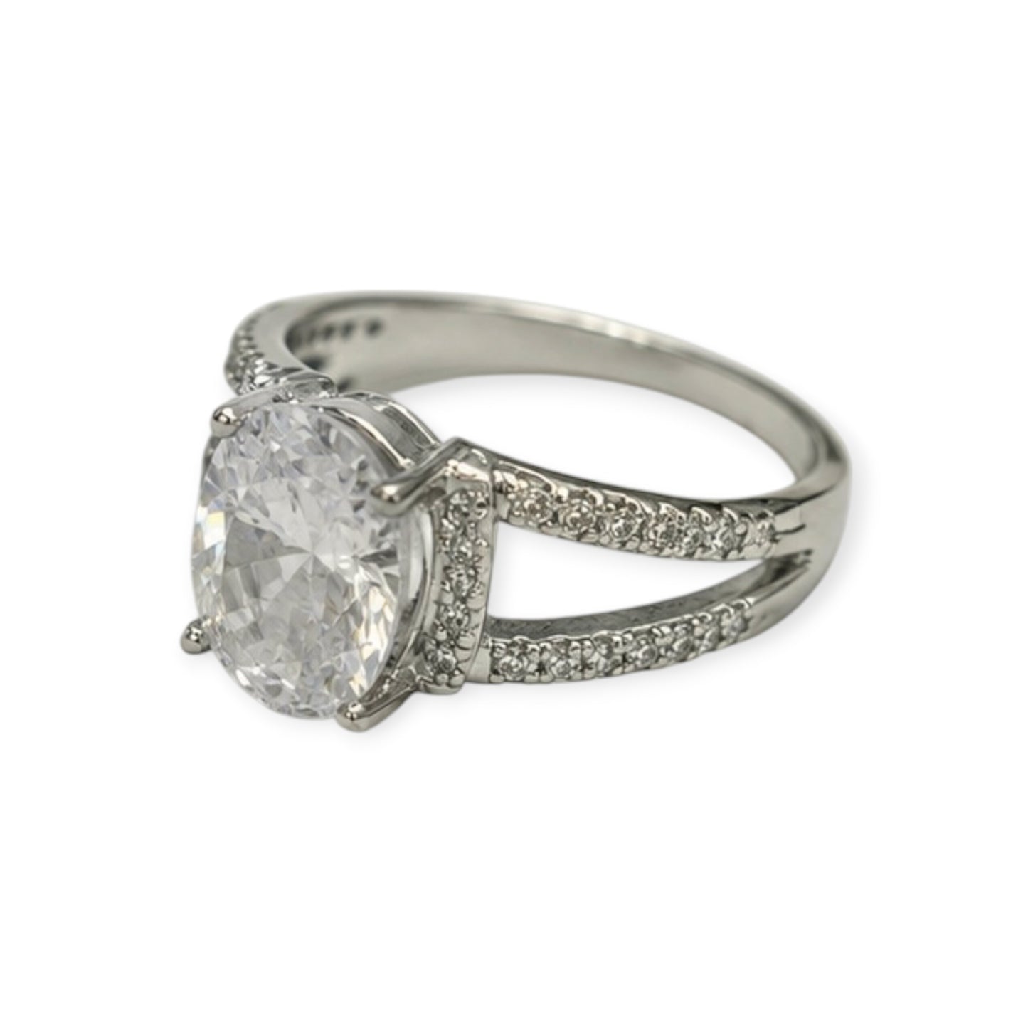 925 Oval Ring size 8.5