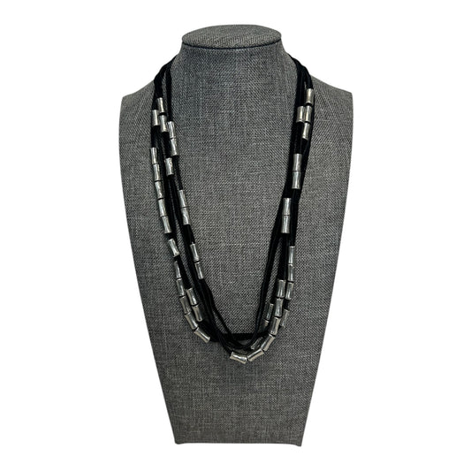 Velvet Necklace