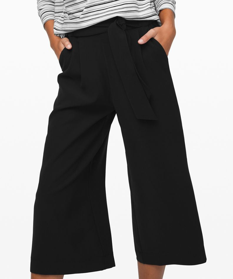 Black Capris Size 10