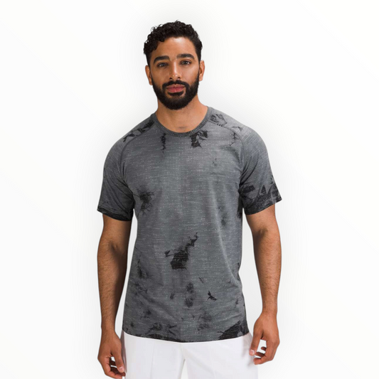 Metal Vent Tech Shirt size L