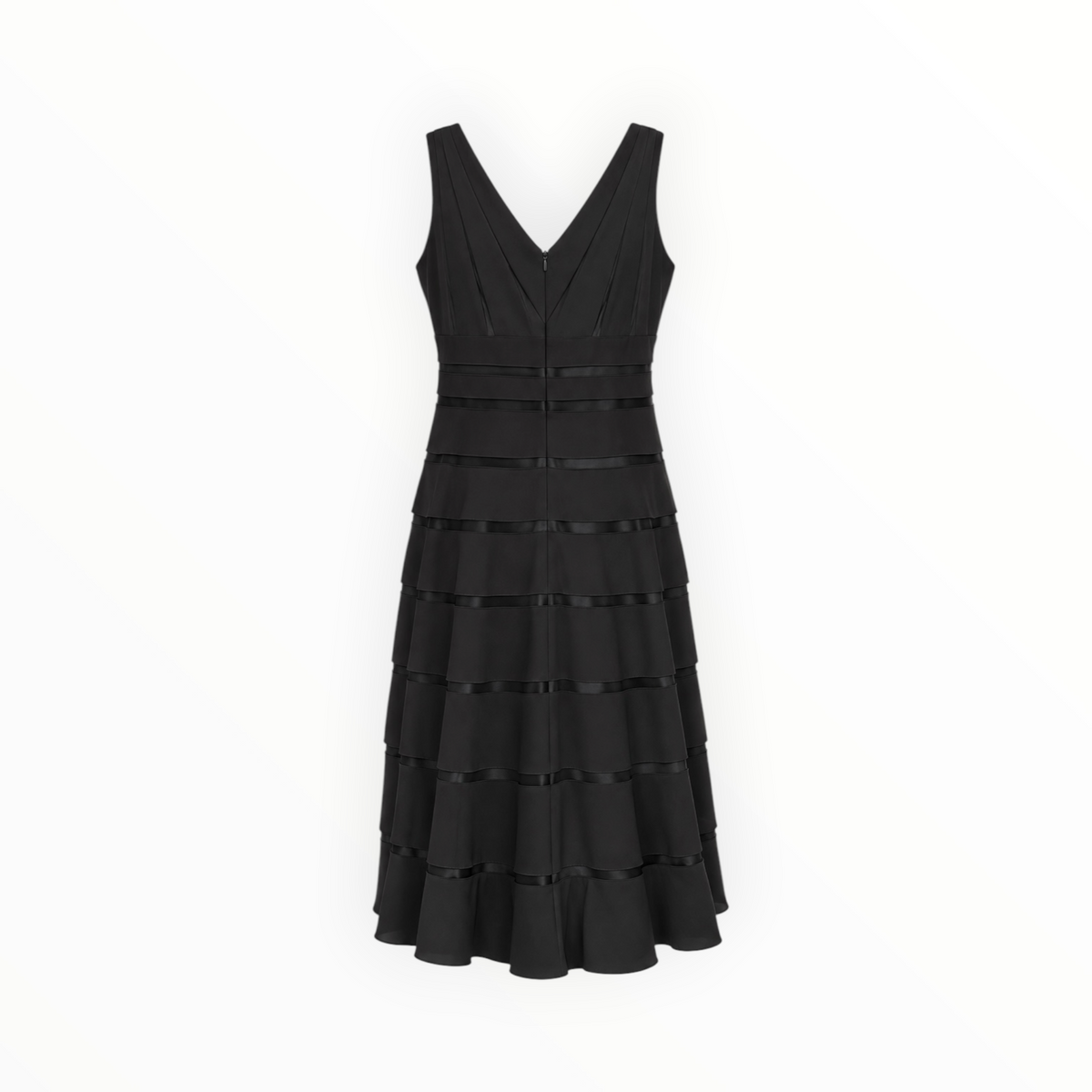 Tiered V-Neck Dress size 18