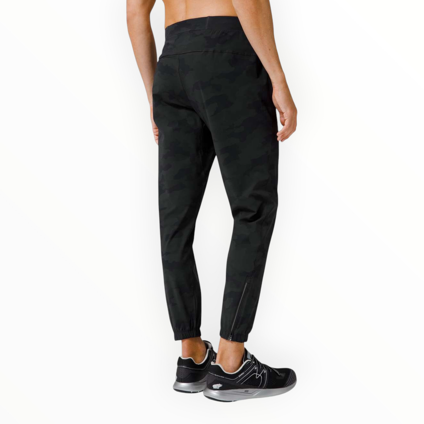 Surge Jogger size M
