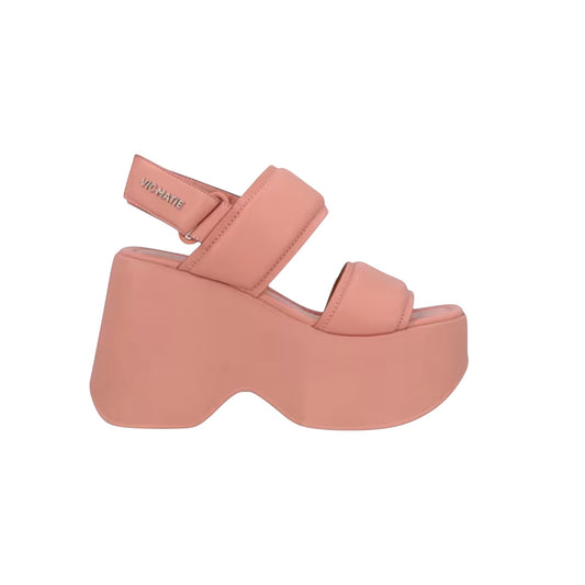 Platform Travel Sandal Size 38 New in the box