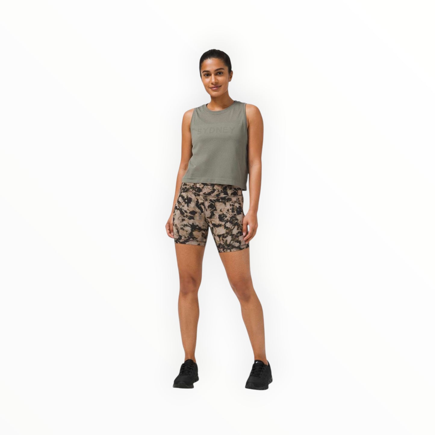 Wunder Train High-Rise Short size 8
