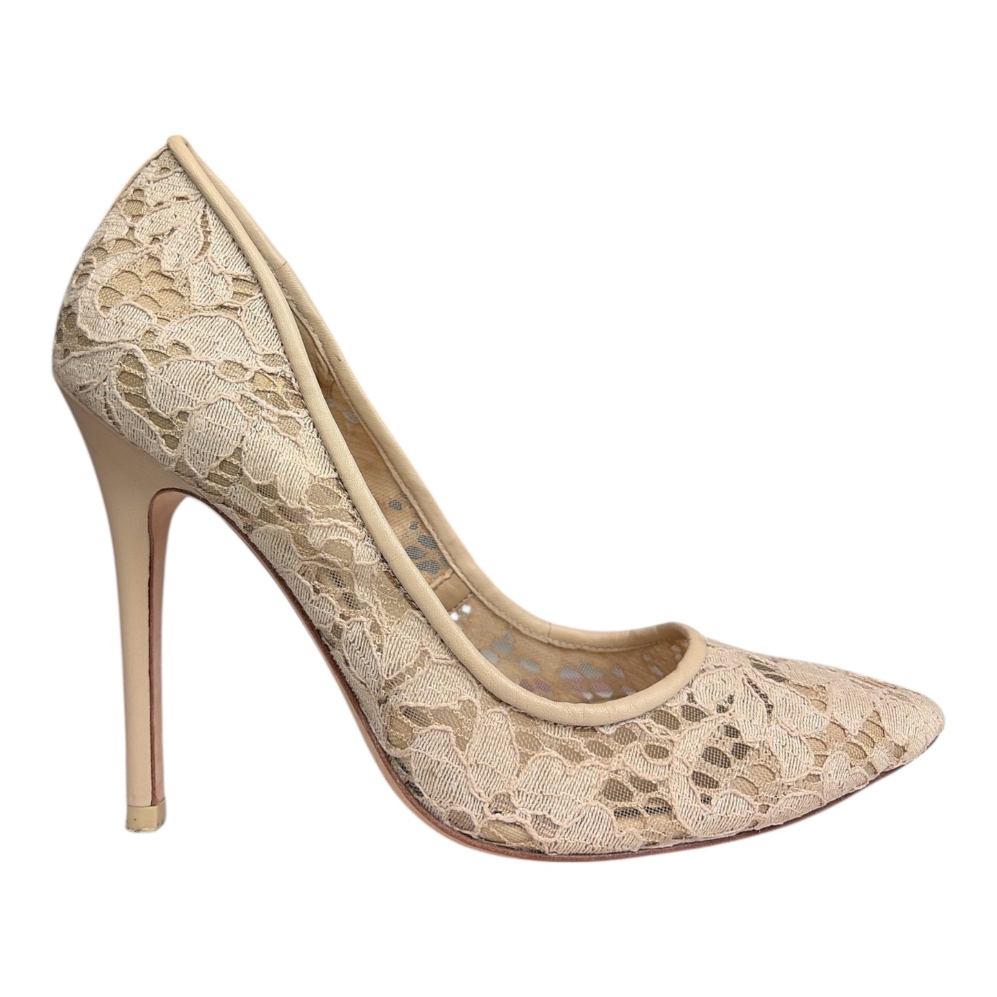 Veto Cuoio Pump size 7.5