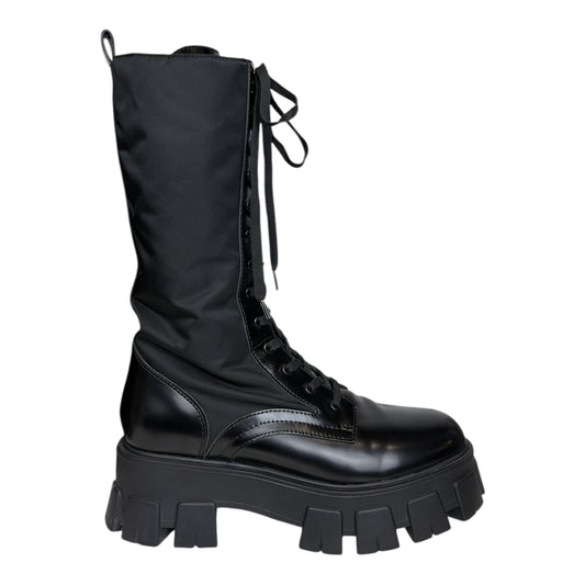 Hayes Lug Sole Boot size 9.5