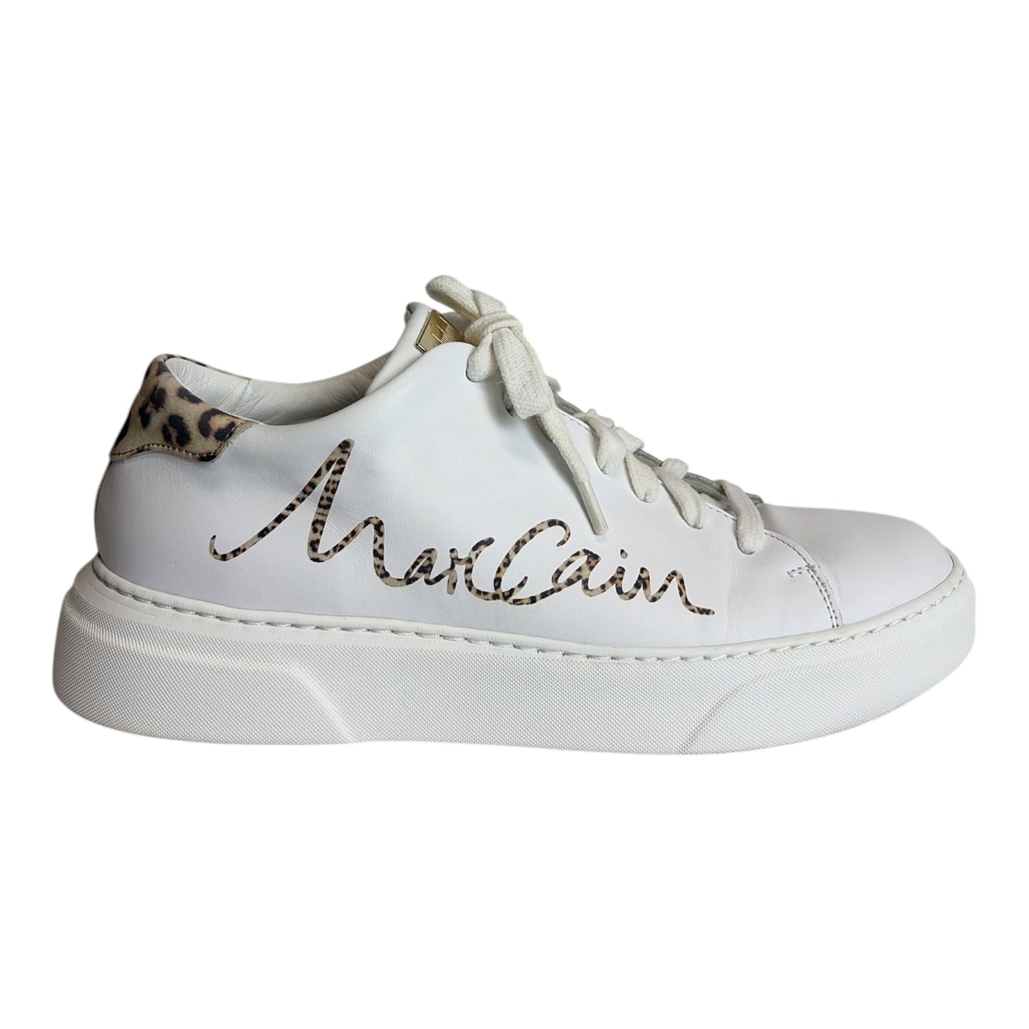 Script Logo Sneakers size 39