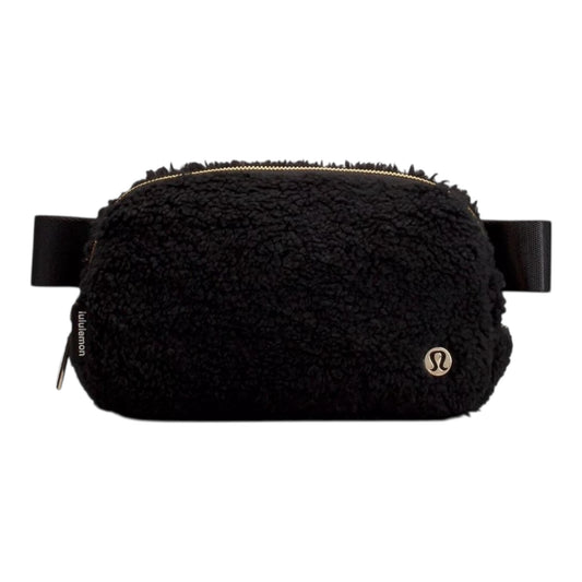 Everywhere Fleece Belt Bag