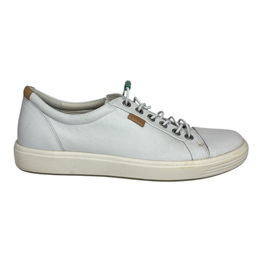 Soft 7 Sneakers size 8.5