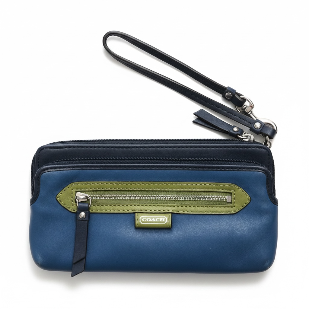 Daisy Two Tone Wristlet