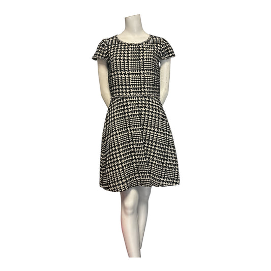 Houndstooth Dress size Medium